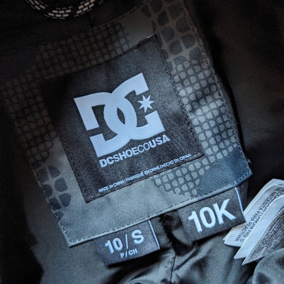 Boys DC Shoes Snow Bibs - Picture 6 of 6